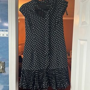 Karen Millen comes with built in scarf. Size 8. Mini.